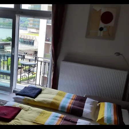 Apartment Jackquaters